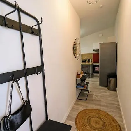 Equipe Confort Apartment
