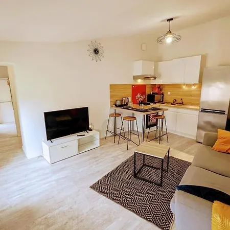 Apartment Equipe Confort Montelimar